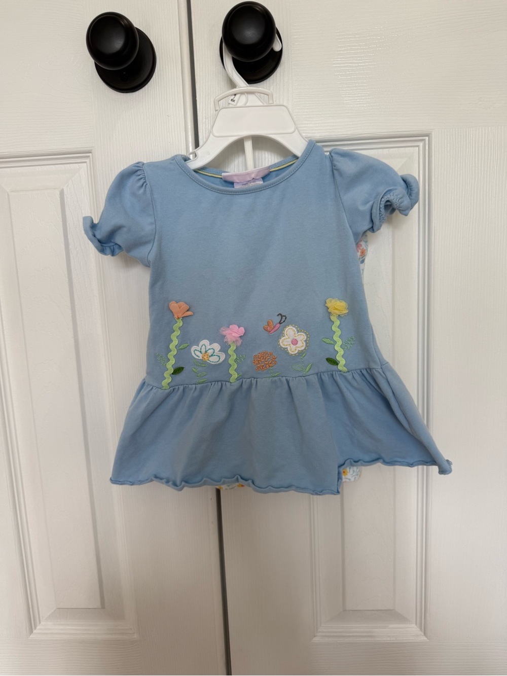 Bonnie Baby Light Blue Floral Appliqué Short Sleeve Peplum Top